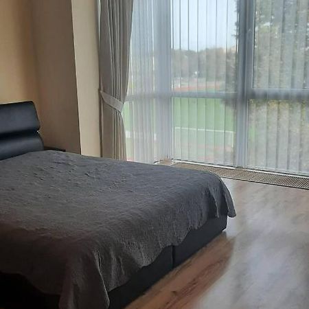 Jaukus Apartamentai Leilighet Šiauliai Eksteriør bilde
